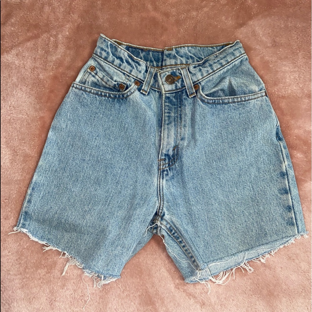 LEVIS 512 SLIM FIT REWORKED SHORTS  RARE✨✨✨